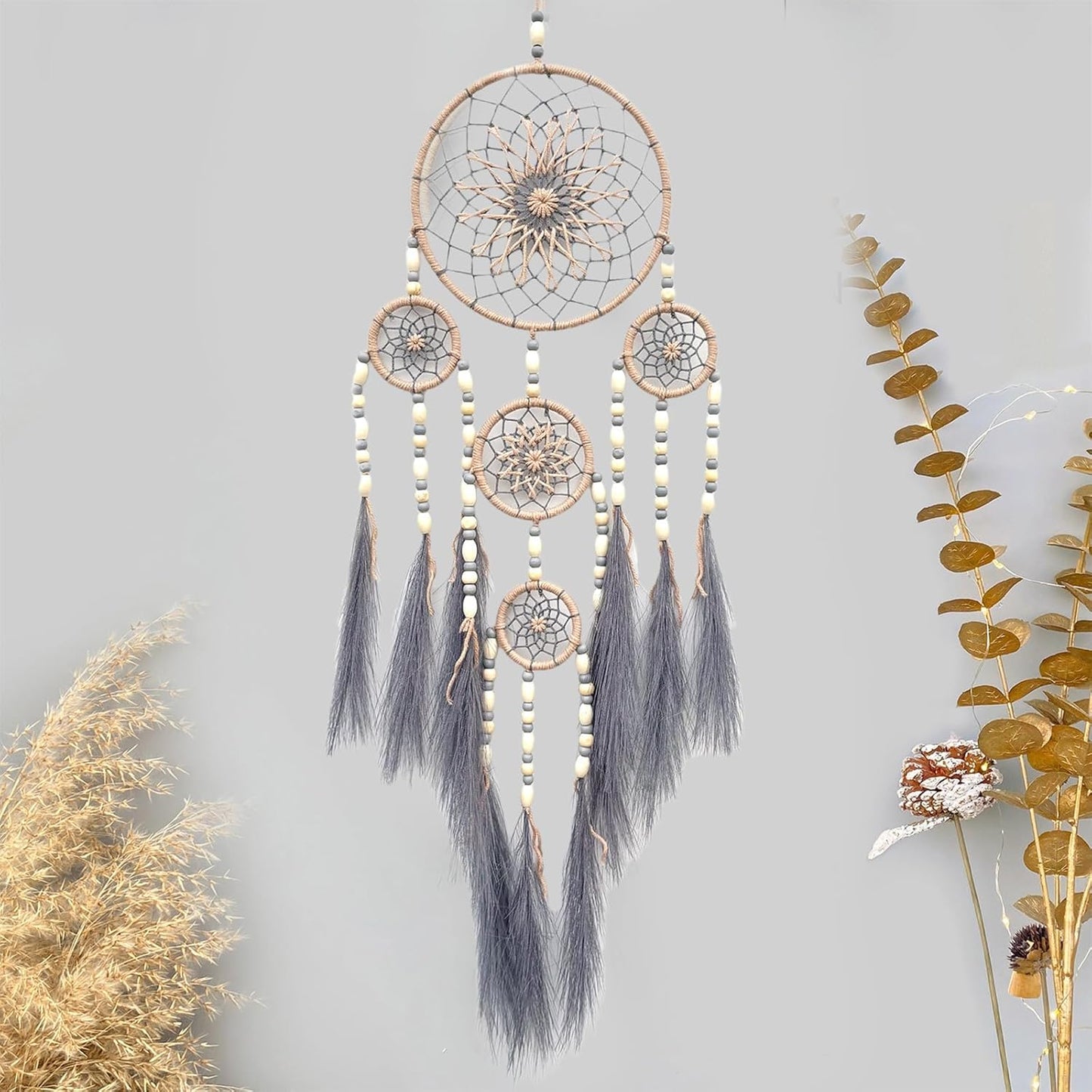 🌙 Dreamcatcher Boho cu Mărgele din Lemn și Iarbă Pampas – Prinzător de Vise & Protecție
