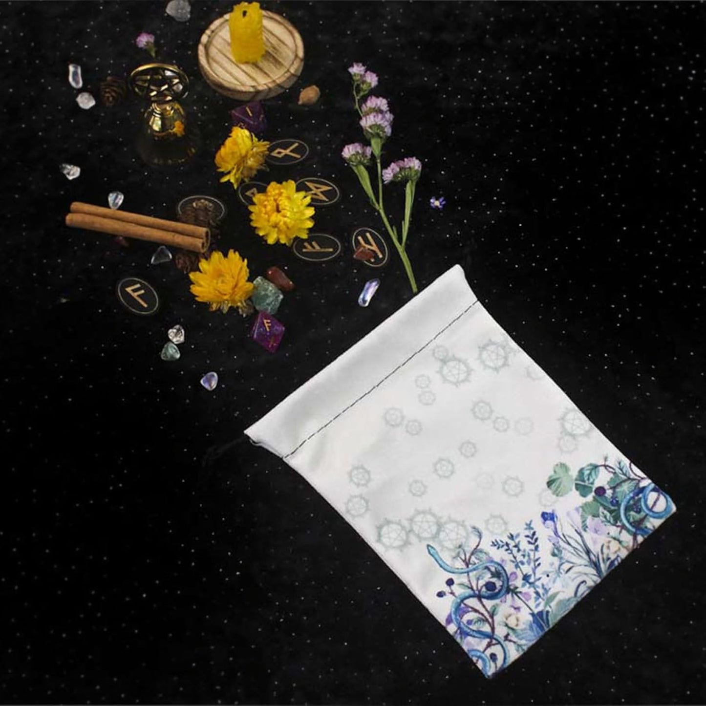 Pânza Mistică de Tarot cu Design Pentagramă -  Creează-ți Spațiul Sacru