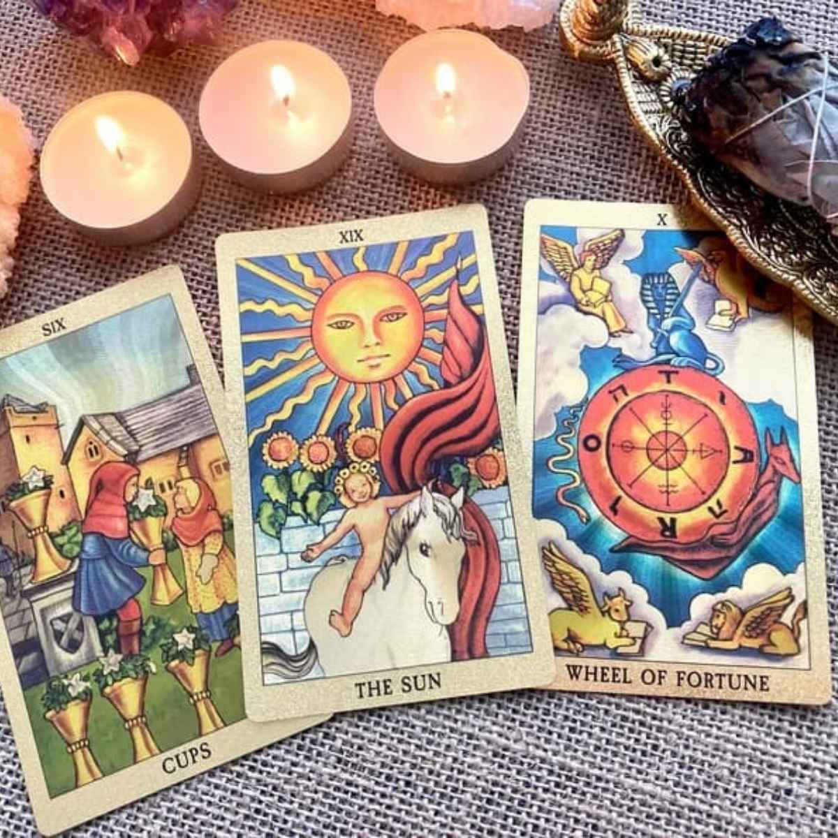 Set Cărți Tarot de Aur TAROTERA® Premium pentru Începători și Profesioniști, PVC Durabil, Rezistentela Apă, Anti-îndoire