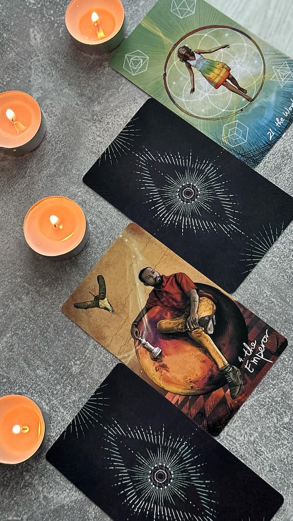 Set Tarot Light Seer’s Original - 78 Carti cu Ghid pentru Incepatori și Experti